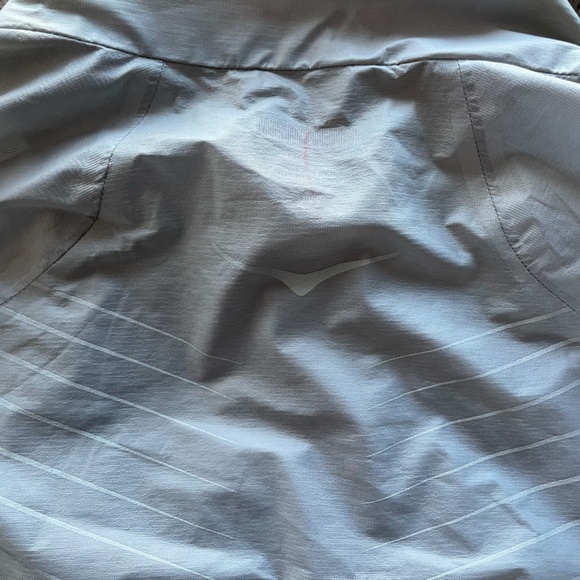 Hoka One - Performance Shield Running Jacket - Men's Size Medium - Picture 8 of 13